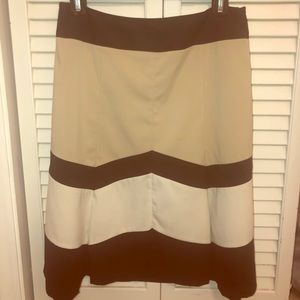 A line, knee length, beige/white blk chevron skirt